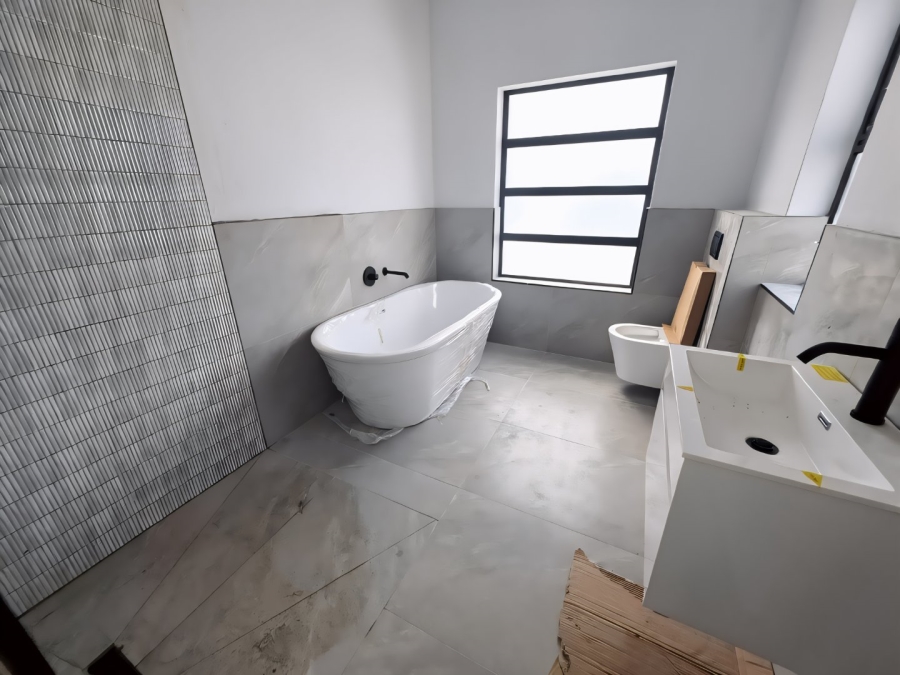 4 Bedroom Property for Sale in Sandown Western Cape
